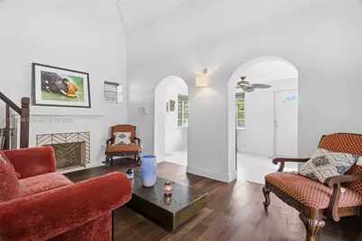 349 NW 46th St, Miami, FL 33127 - Photo 7