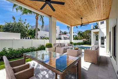 371 E Lakewood Rd, West Palm Beach, FL 33405 - Photo 19