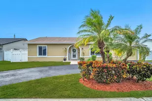 911 NW 135th Way, Sunrise, FL 33325 - Photo 3