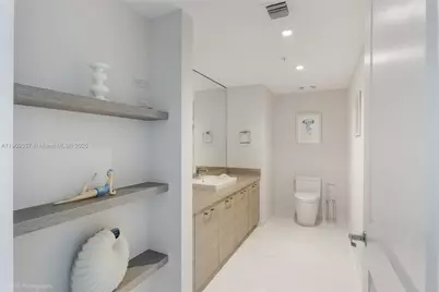 400 Sunny Isles Blvd #704, Sunny Isles Beach, FL 33160 - Photo 13