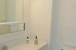 250 180th Dr, Sunny Isles Beach, FL 33160 - Photo 11