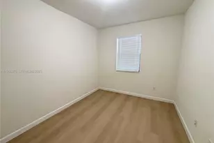 8875 NW 102nd Pl, Doral, FL 33178 - Photo 15