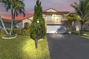 18865 NW 1st St, Pembroke Pines, FL 33029 - Photo 37