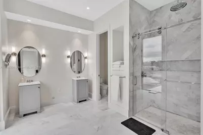 13045 Coronado Ter, North Miami, FL 33181 - Photo 35