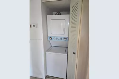 300 SW 130th Ter #413B, Pembroke Pines, FL 33027 - Photo 13