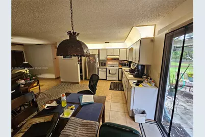 5108 Myrtle Dr, Fort Pierce, FL 34982 - Photo 5