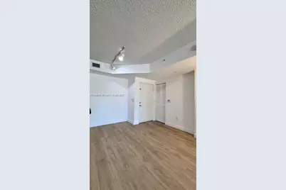 7930 N Nob Hill Rd #106, Tamarac, FL 33321 - Photo 13