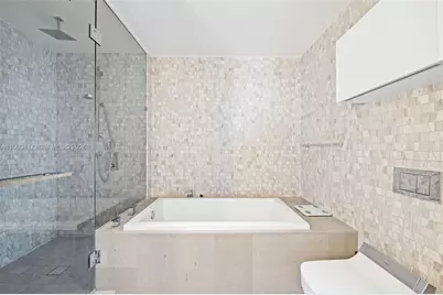 88 SW 7th St #3101, Miami, FL 33130 - Photo 17