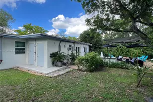 12685 NW Miami Ct, North Miami, FL 33168 - Photo 43