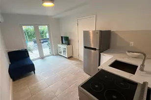 12685 NW Miami Ct, North Miami, FL 33168 - Photo 29