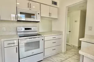 20201 NE 29th Ct, Aventura, FL 33180 - Photo 1