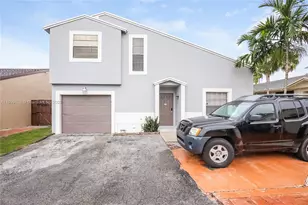 18954 NW 63rd Ct Cir, Hialeah, FL 33015 - Photo 1