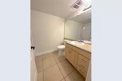 3215 Coral Lake Dr #3215, Coral Springs, FL 33065 - Photo 9