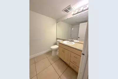 3215 Coral Lake Dr #3215, Coral Springs, FL 33065 - Photo 7