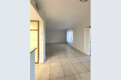 3215 Coral Lake Dr #3215, Coral Springs, FL 33065 - Photo 13