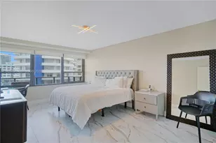 5225 Collins Ave, Miami Beach, FL 33140 - Photo 11