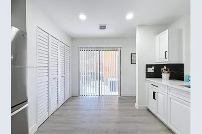 8117 NW 71st Ct, Tamarac, FL 33321 - Photo 13