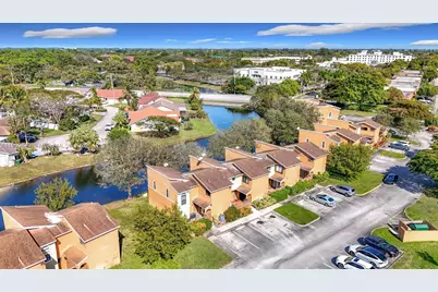 8117 NW 71st Ct, Tamarac, FL 33321 - Photo 69