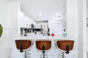 8117 NW 71st Ct, Tamarac, FL 33321 - Photo 15