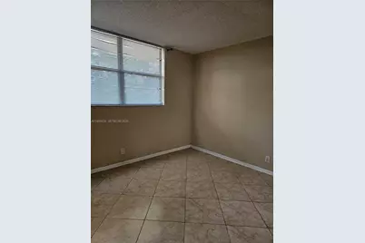 114 Lake Emerald Dr #409, Oakland Park, FL 33309 - Photo 21