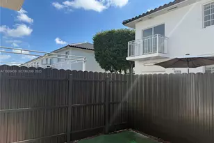 7542 NW 175th St, Hialeah, FL 33015 - Photo 23