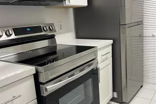 500 NE 2nd St, Dania Beach, FL 33004 - Photo 1