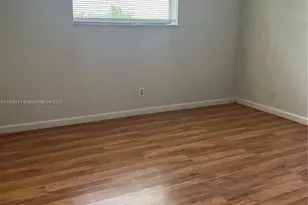 500 NE 2nd St, Dania Beach, FL 33004 - Photo 17