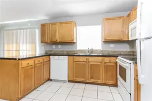 2152 NE 1st Ct, Boynton Beach, FL 33435 - Photo 7
