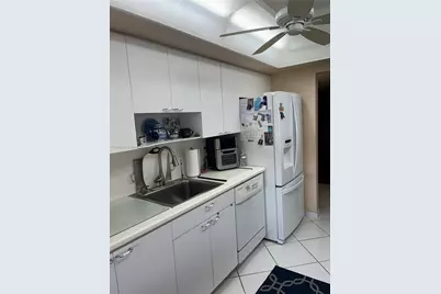 18011 Biscayne Blvd #305, Aventura, FL 33160 - Photo 7