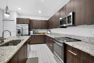 4740 NW 84th Ave, Doral, FL 33166 - Photo 13