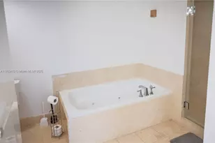 19900 E Country Club Dr, Aventura, FL 33180 - Photo 13