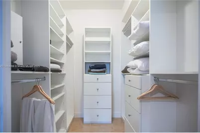 19900 E Country Club Dr #318, Aventura, FL 33180 - Photo 11