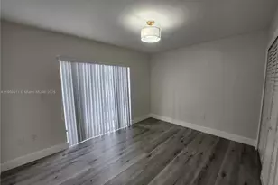 4320 NW 11th St, Miami, FL 33126 - Photo 5