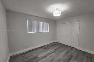 4320 NW 11th St, Miami, FL 33126 - Photo 7