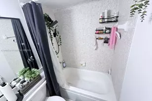 4311 Crystal Lake Dr, Deerfield Beach, FL 33064 - Photo 7