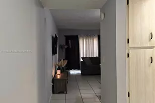 4311 Crystal Lake Dr, Deerfield Beach, FL 33064 - Photo 5