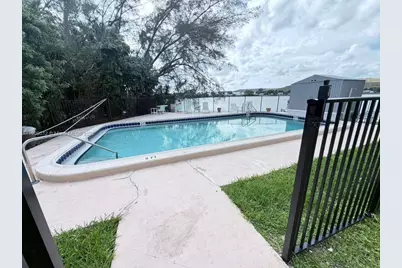 4311 Crystal Lake Dr #120, Deerfield Beach, FL 33064 - Photo 21
