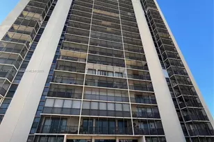 20301 W Country Club Dr, Aventura, FL 33180 - Photo 1