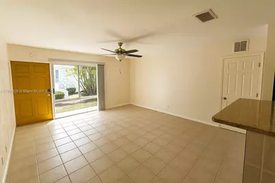 3217 NE 7th Pl #1, Pompano Beach, FL 33062 - Photo 9