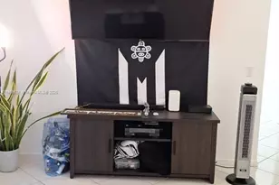 13550 SW 6th Ct, Pembroke Pines, FL 33027 - Photo 17