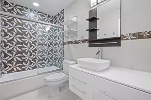 19116 Fisher Island Dr, Miami Beach, FL 33109 - Photo 21