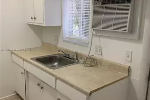 2225 Van Buren St, Hollywood, FL 33020 - Photo 5