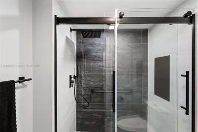 7408 Fairfax Dr #108, Tamarac, FL 33321 - Photo 23