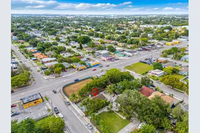 1621 NW 55th St, Miami, FL 33142 - Photo 21