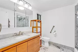 877 Ellen Dr, Key Largo, FL 33037 - Photo 15