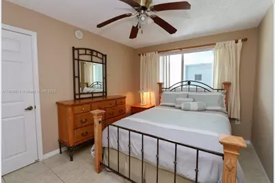 17800 N Bay Rd #404, Sunny Isles Beach, FL 33160 - Photo 17