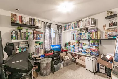 2333 SE 10th St, Homestead, FL 33035 - Photo 13