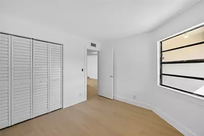 4198 Lakeside Dr #4198, Tamarac, FL 33319 - Photo 15