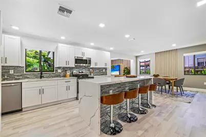 2585 SW 108th Ave, Miami, FL 33165 - Photo 11