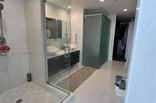 2950 NE 188th St, Aventura, FL 33180 - Photo 37